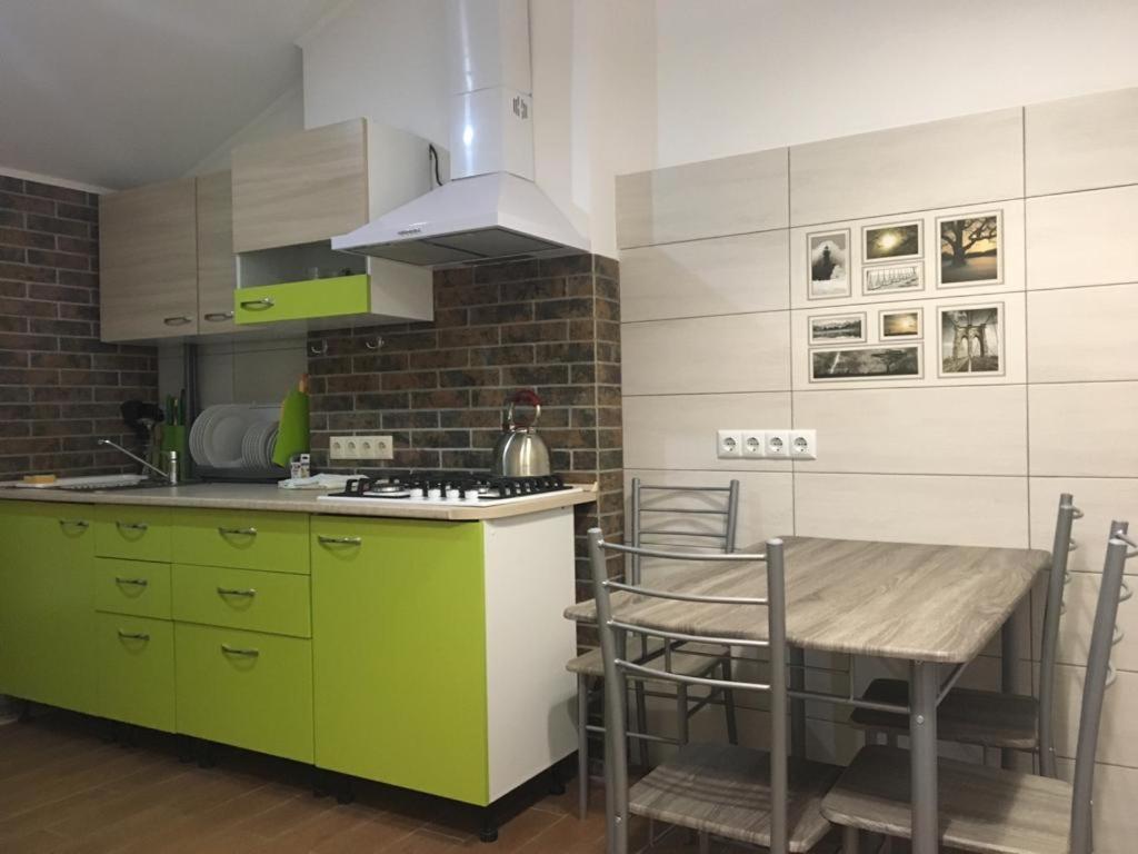 Comfort Place In The City Centre 伊万诺-弗兰科夫斯克 外观 照片